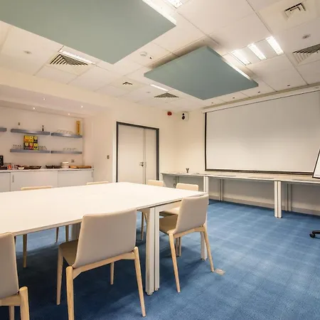 Mandarina Luxembourg Airport