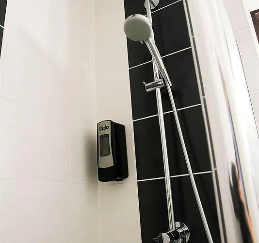 酒店 Mandarina Luxembourg Airport Niederanven