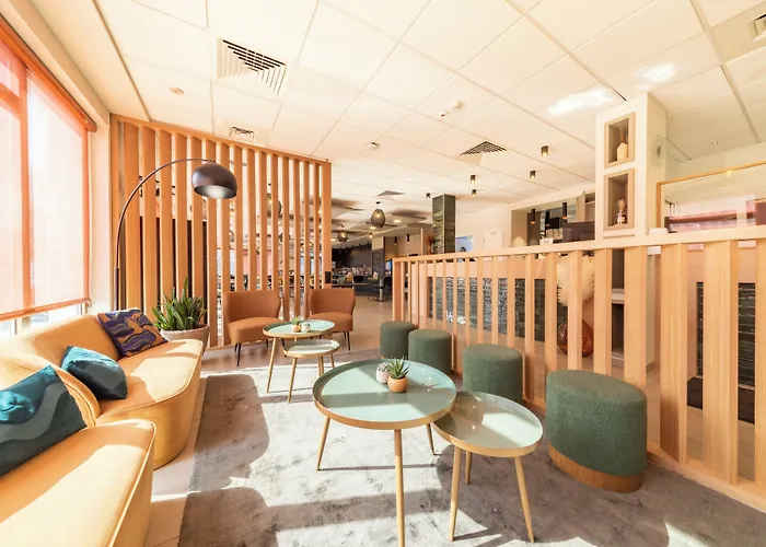 Mandarina Luxembourg Airport 3*