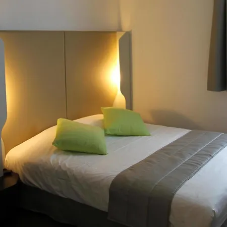 Hotel Mandarina Luxembourg Airport 3*