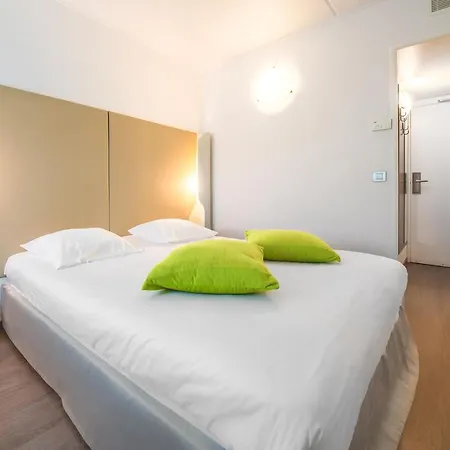 Mandarina Luxembourg Airport