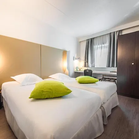 Mandarina Luxembourg Airport Hotel 3*