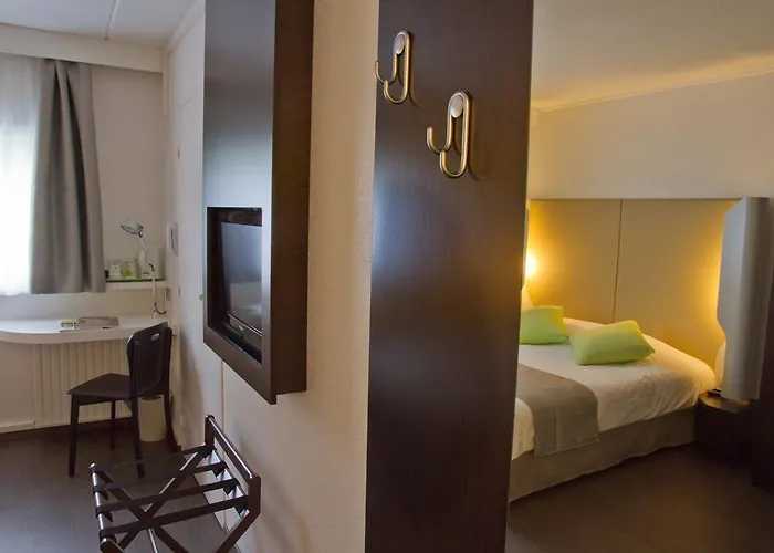 Mandarina Luxembourg Airport