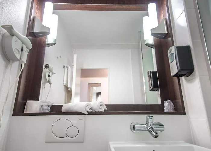 Mandarina Luxembourg Airport Niederanven